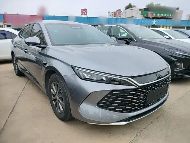 BYD Qin L — Фото автомобиля 21