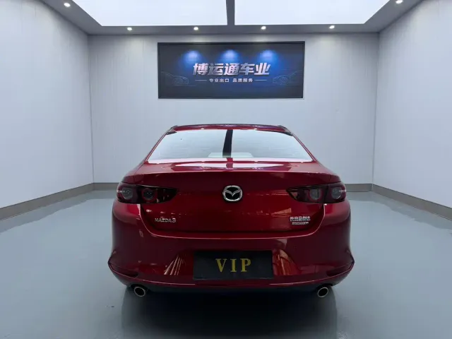 Mazda Axela — Фото автомобиля 4