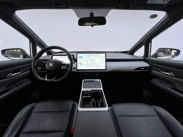 Hycan Z03 — Фото автомобиля 6