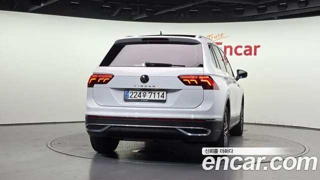 Volkswagen Tiguan Tiguan 2 поколение 2.0 TDI Prestige — Фото автомобиля 4