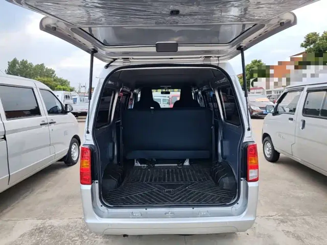 Wuling Zhiguang — Фото автомобиля 14