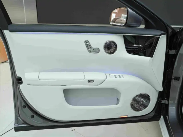 Maextro S800 — Фото автомобиля 16