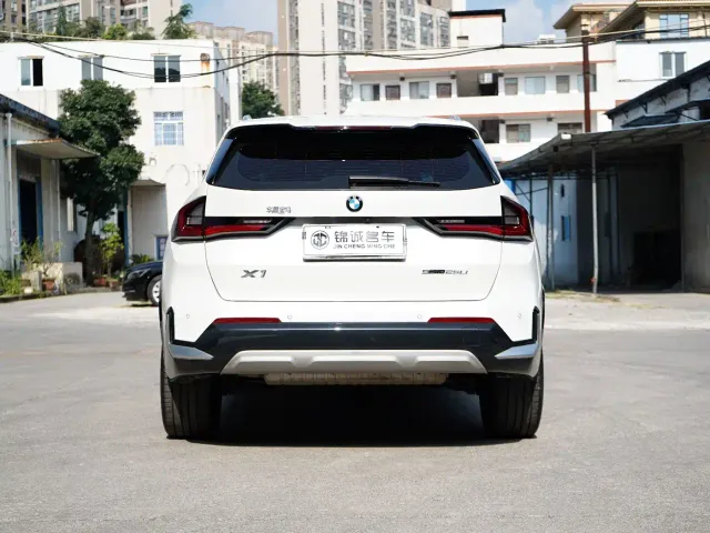 BMW X1 — Фото автомобиля 8