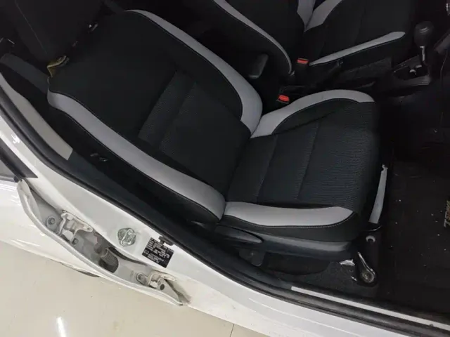 Toyota YARiS L Zhi Xuan 2022 1.5L CVT Leading PLUS Edition — Фото автомобиля 24