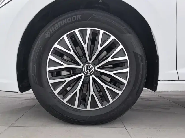 Volkswagen Sagitar — Фото автомобиля 17