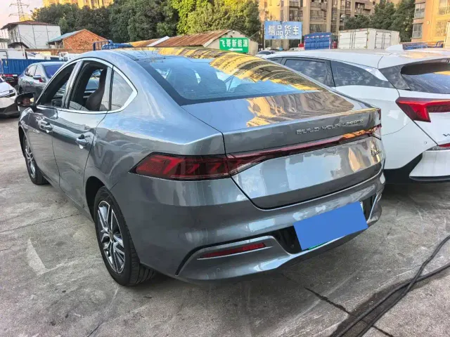 BYD Qin PLUS — Фото автомобиля 6