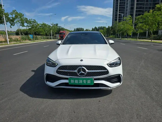 Mercedes-Benz C-Class — Фото автомобиля 2