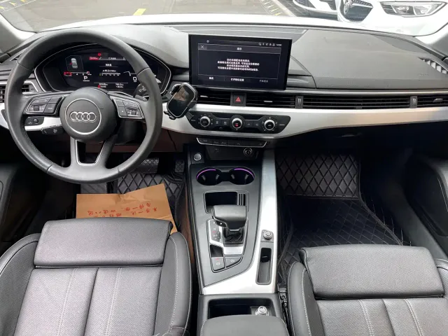 Audi A4L — Фото автомобиля 8