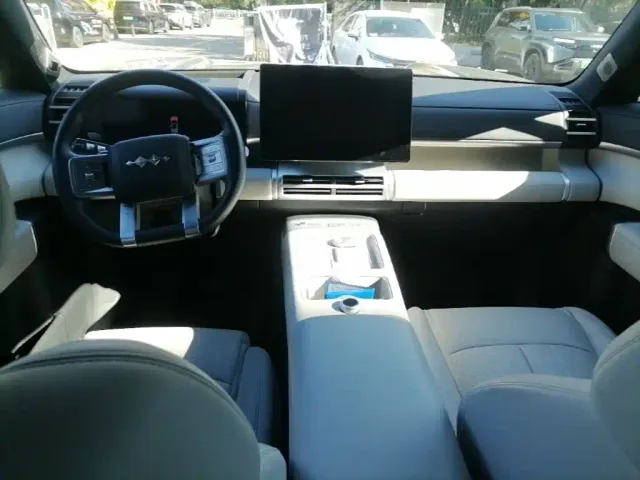 BYD FangChengBao Titanium 7 — Фото автомобиля 13