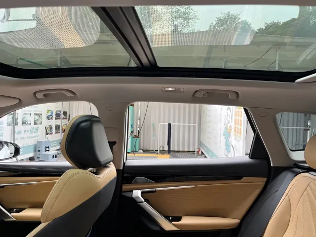 Geely Boyue L — Фото автомобиля 12