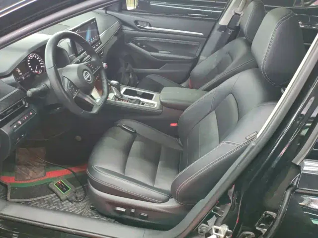 Nissan Teana — Фото автомобиля 10
