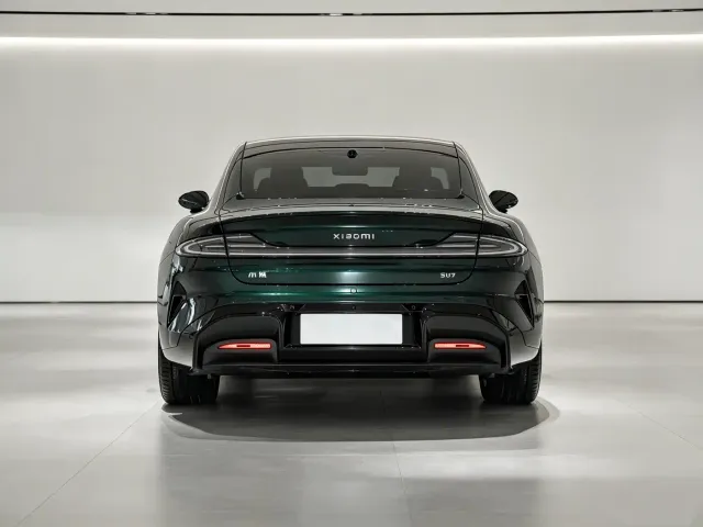Xiaomi SU7 — Фото автомобиля 23