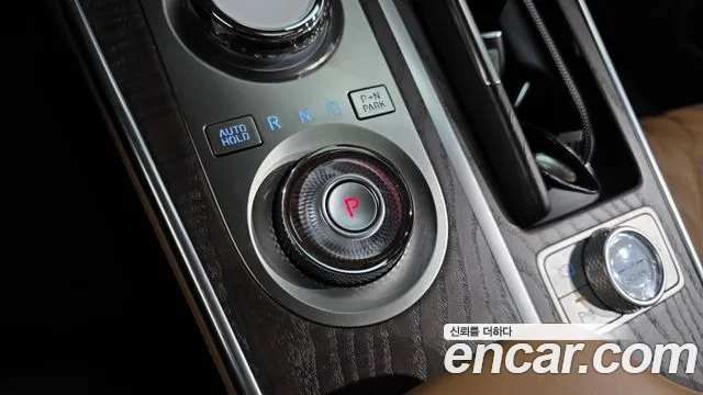 Genesis GV80 — Фото автомобиля 12