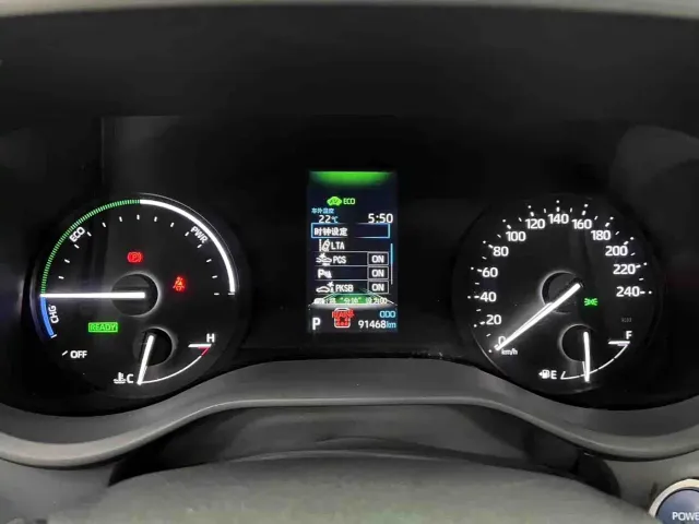 Toyota Sienna — Фото автомобиля 24