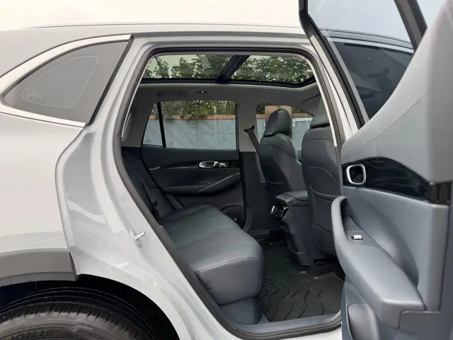 Geely Galaxy E5 — Фото автомобиля 18