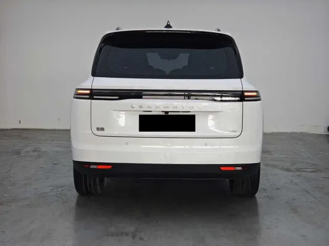 Leapmotor C16 — Фото автомобиля 8