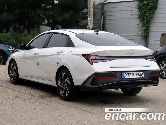 Hyundai AVANTE Новый Avante (CN7) — Фото автомобиля 3