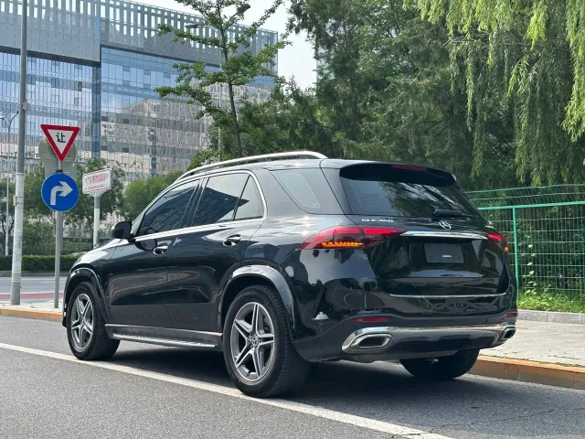 Mercedes-Benz GLE-Class — Фото автомобиля 19