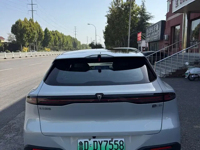 Deepal S05 — Фото автомобиля 4