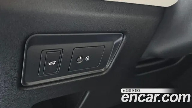 Land Rover Discovery — Фото автомобиля 27