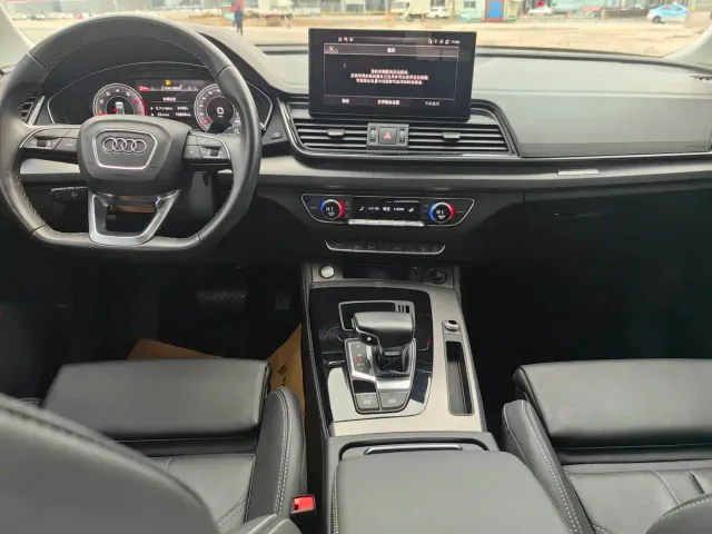 Audi Q5L — Фото автомобиля 14