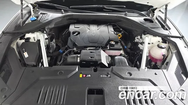 Genesis GV70 — Фото автомобиля 9