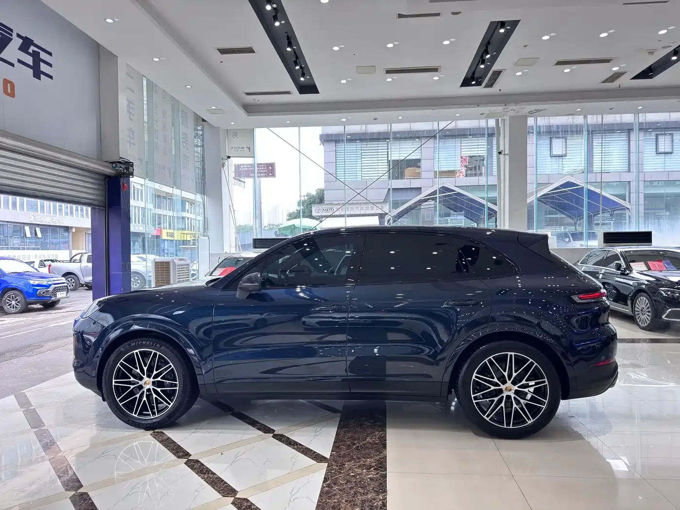 Porsche Cayenne 2024 Cayenne 3.0T — Фото автомобиля 16