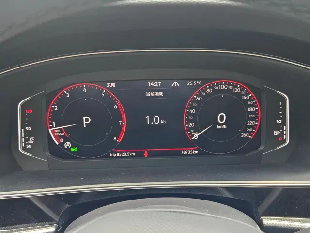 Volkswagen Passat — Фото автомобиля 14