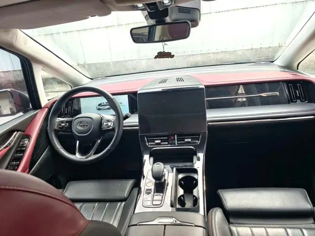 GAC Trumpchi E9 — Фото автомобиля 2