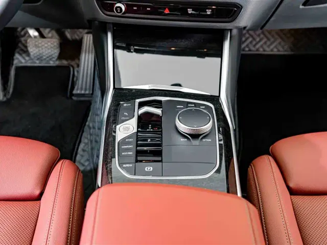 BMW 3 Series — Фото автомобиля 12