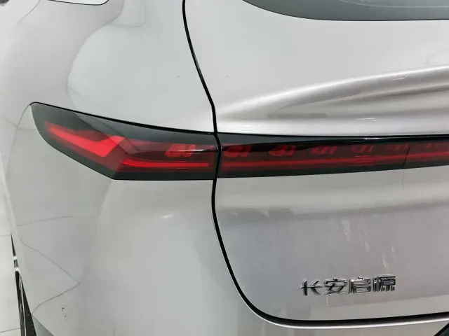 Changan Qiyuan A07 — Фото автомобиля 16