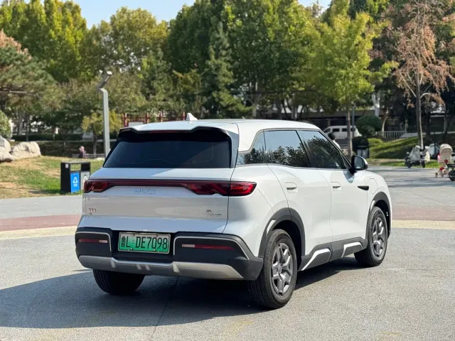 BYD Yuan UP — Фото автомобиля 3