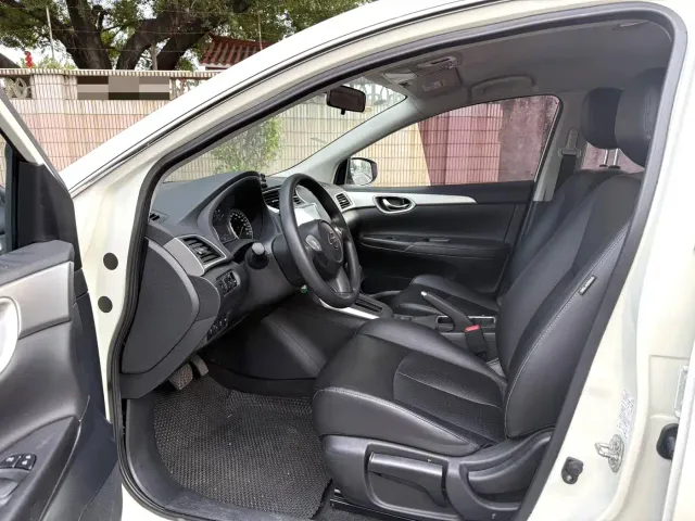 Nissan Sylphy — Фото автомобиля 3