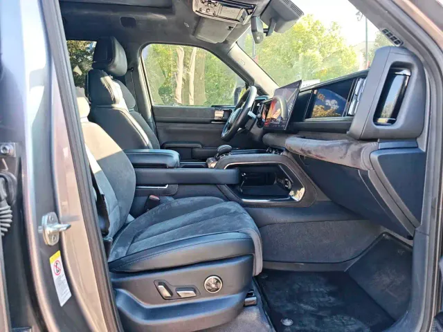 BYD FangChengBao Leopard 5 — Фото автомобиля 13