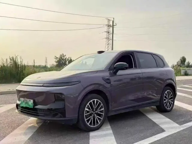 Фотография автомобиля — Leapmotor B10
