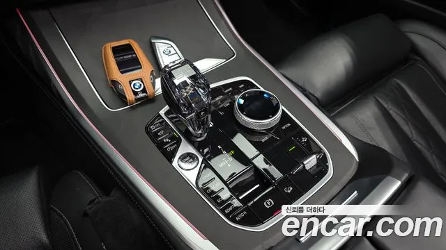 BMW X7 — Фото автомобиля 7