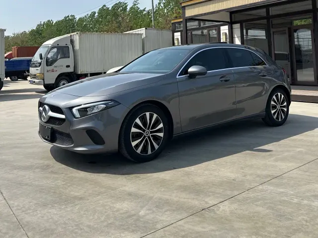 Фотография автомобиля — Mercedes-Benz A-Class