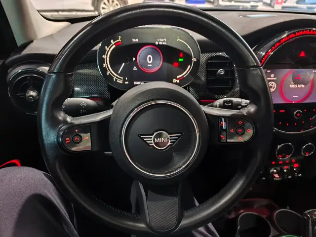 MINI Hatch — Фото автомобиля 10
