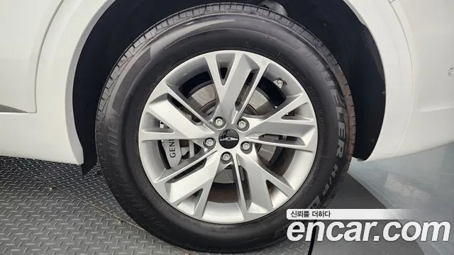 Genesis GV70 — Фото автомобиля 6