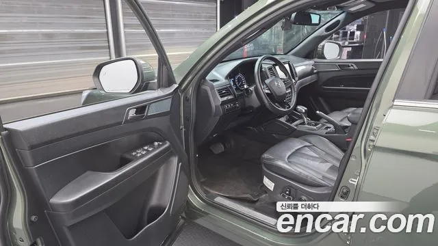 KG_Mobility_Ssangyong Rexton Новый Rexton Sport Khan Дизель 2.2 2WD — Фото автомобиля 10