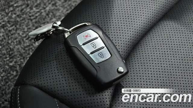 KGM Korando Beautiful — Фото автомобиля 17