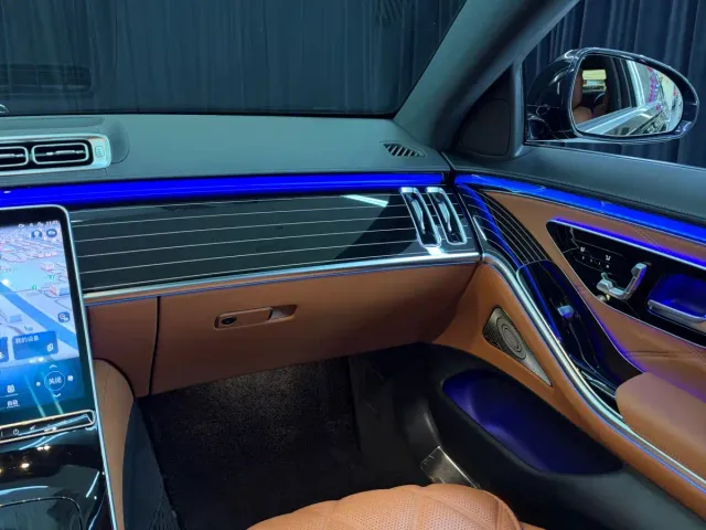 Mercedes-Benz Maybach S-Class — Фото автомобиля 24