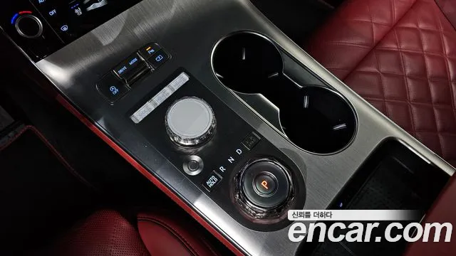 Genesis GV70 2.5T Бензин 2WD — Фото автомобиля 9