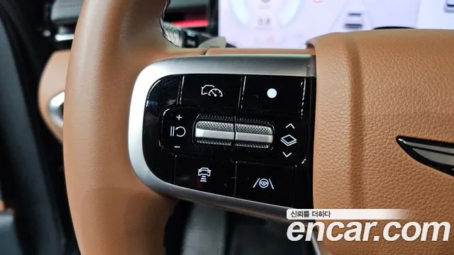 Genesis GV70 — Фото автомобиля 27