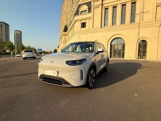 Фотография автомобиля — Leapmotor A10