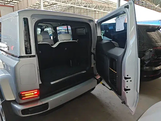 iCAR V23 — Фото автомобиля 18