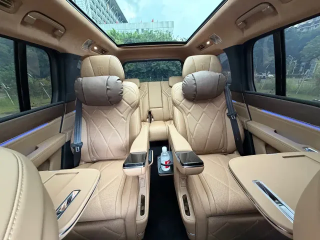 BYD U8L — Фото автомобиля 15