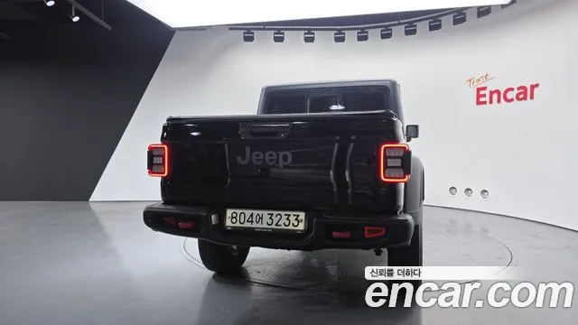 Jeep Gladiator Gladiator (JT) — Фото автомобиля 4