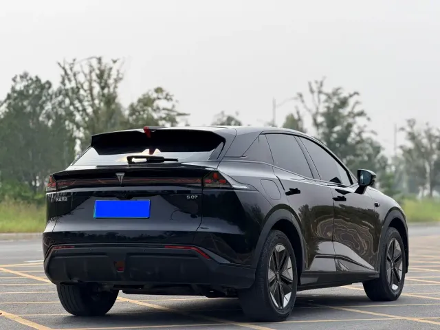 Deepal S07 — Фото автомобиля 6