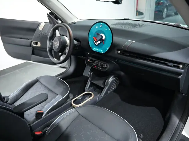 MINI Cooper — Фото автомобиля 7